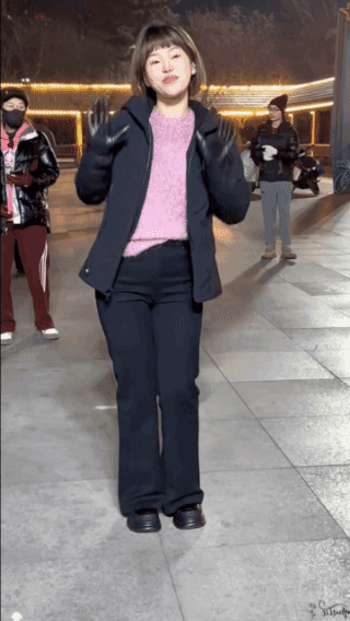 长相一般，
可为什么就招人喜欢呢？