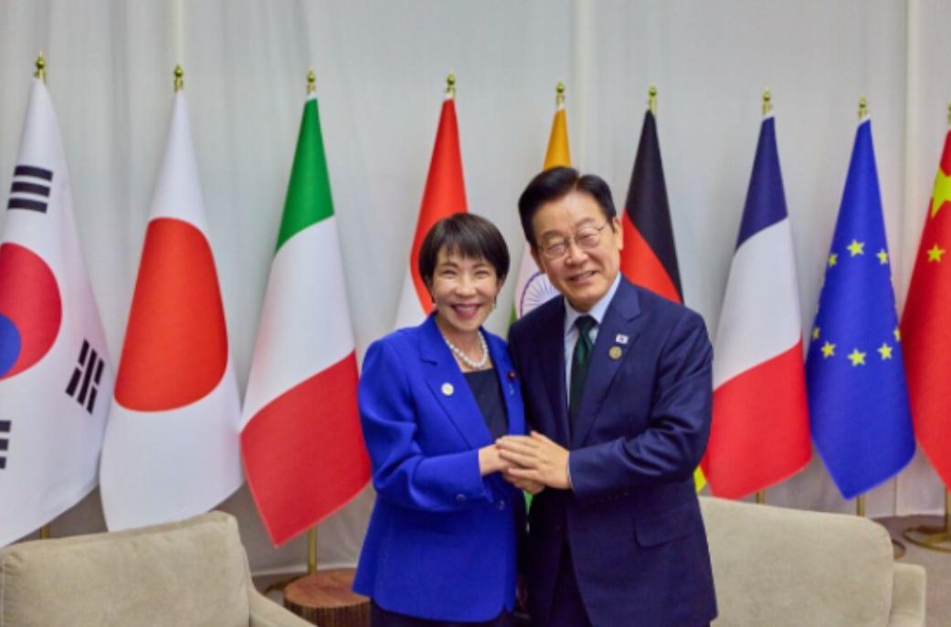 1月2号，在李在明即将访华的前期，一个很有意思的观察是，国际舆论上反弹声浪最大的