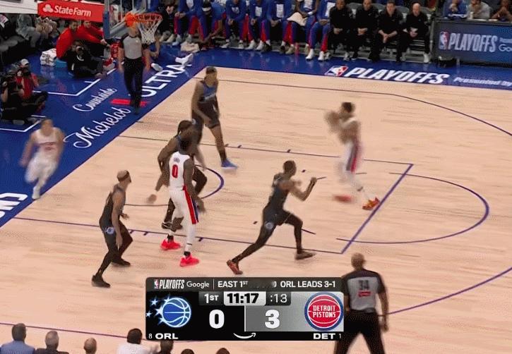 活塞2比3魔术北京时间4月30日，NBA季后赛争夺继续，G5生死战陷入绝境的活塞