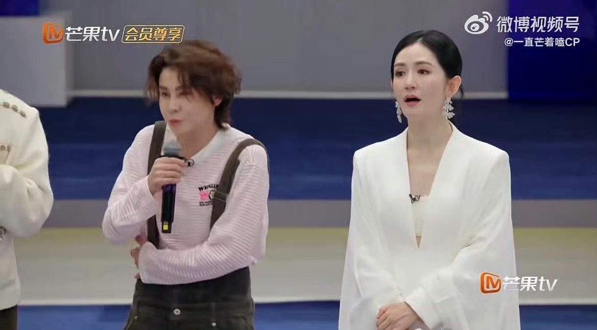 庄法要教王濛钢管舞💃谁懂啊!《乘风2026》这对跨项目冠军cp甜到我心坎里!庄