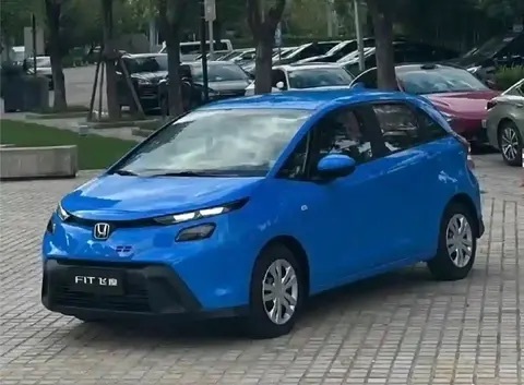 这是新飞度？一个月卖几台这么改？大v聊车车评精选