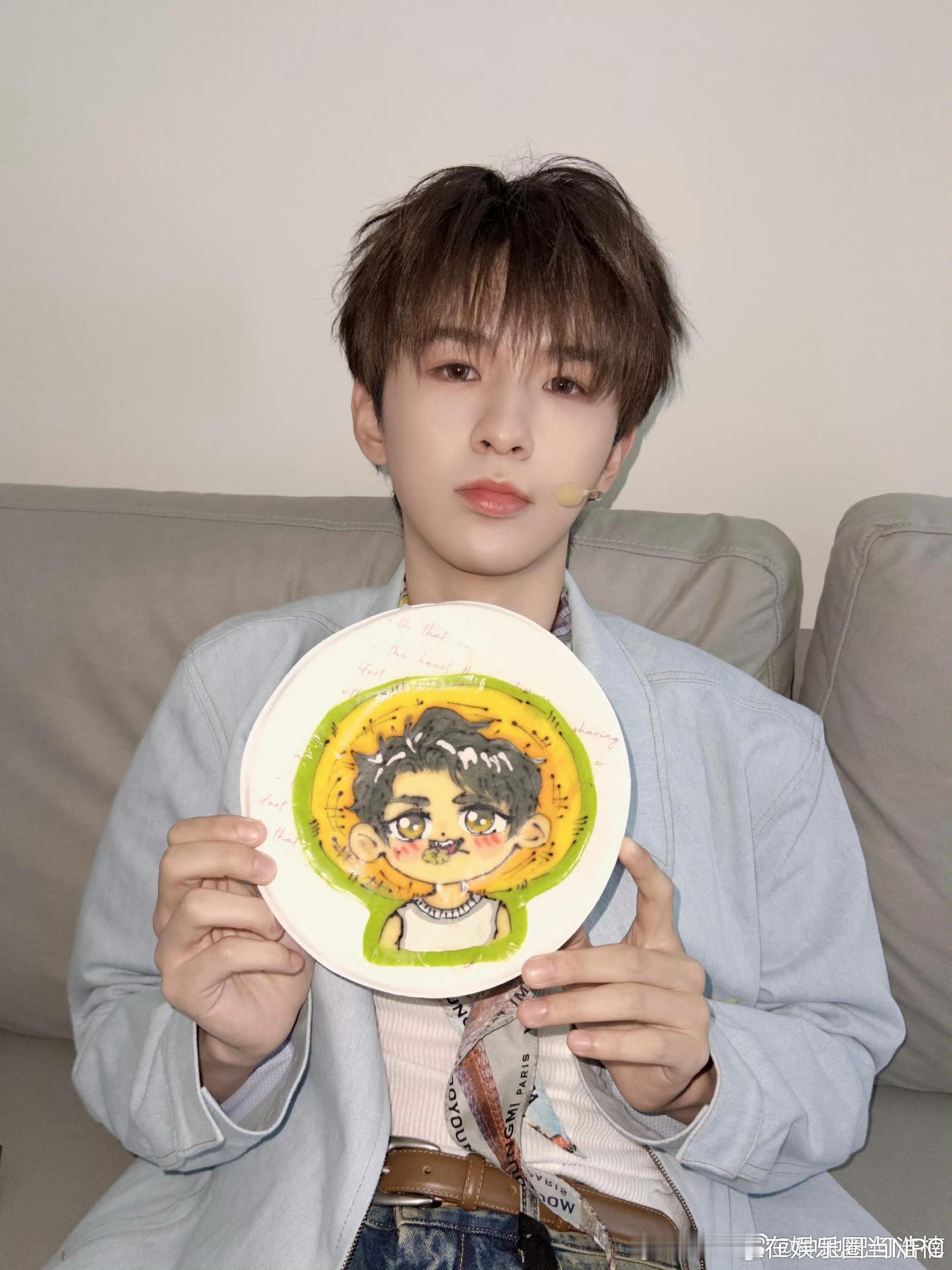 见过痛包痛楼第一次见痛饼的应援圈已经卷到吃的上了？！天才厨人的痛饼应援太绝了！把