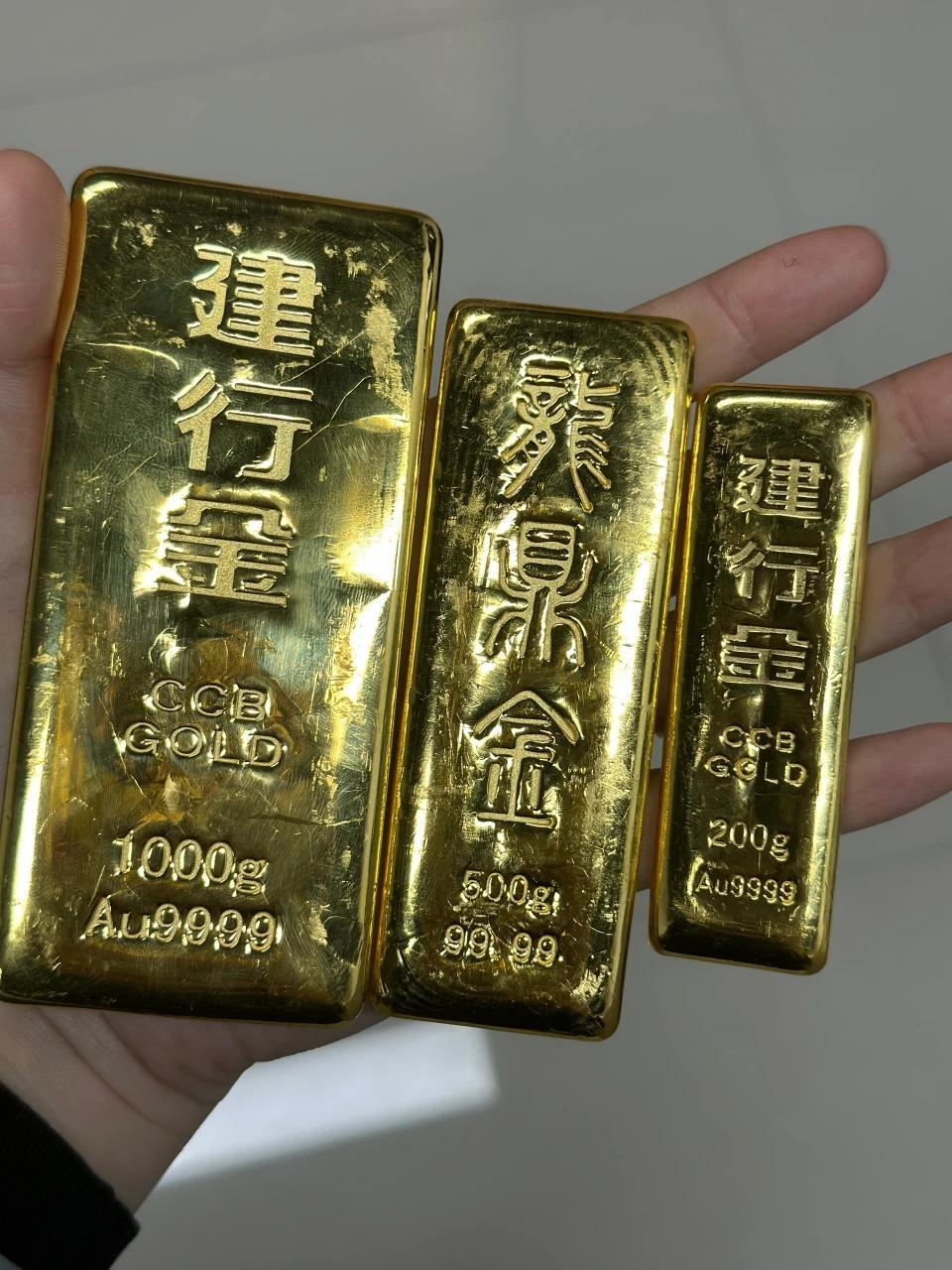 最近黄金又涨到了天价950一克，之前卖掉黄金现在后悔的人一抓一大把。但是有一个悖
