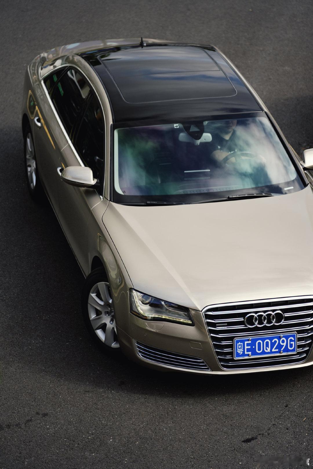 奥迪A8L D4 50TFSI“以划时代的完美，改变审美”这是2010年D4在中
