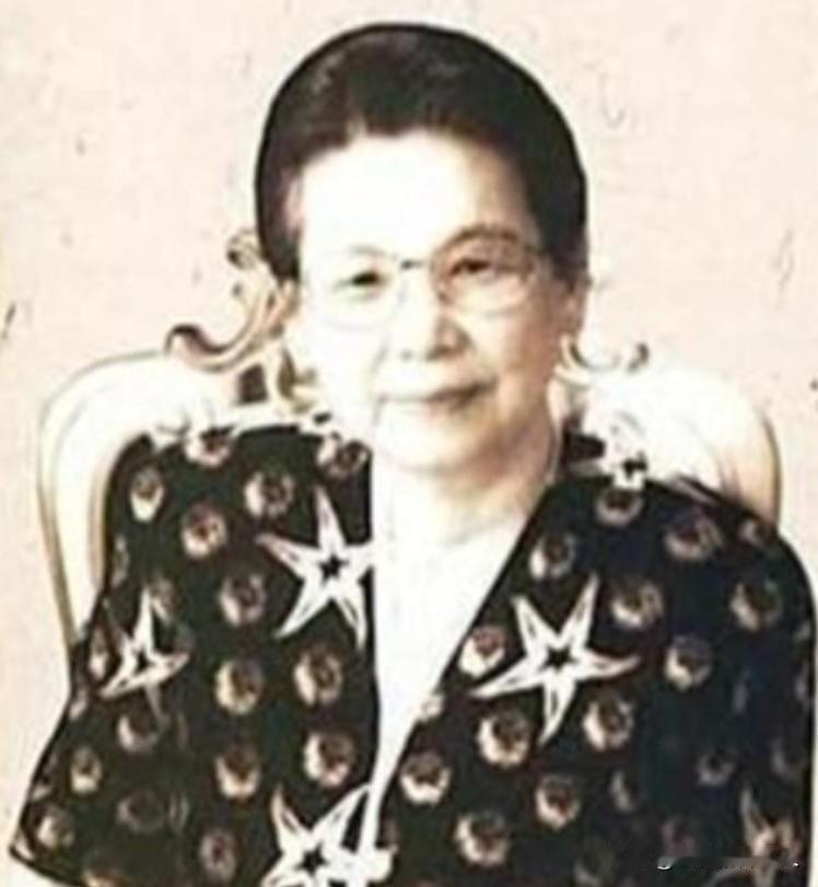 1988年，杨尚奎遗孀水静要去美国，李先念得知后，立马下令：“查查领事馆发证的人