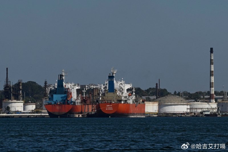 凤凰新闻【1亿美元委内瑞拉黄金运抵美国，美代表：过去两个月进展比过去20年还要多