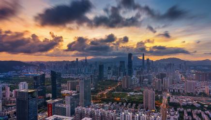 中山火炬职业技术学院。
说实话，这所学校被名字“耽误”了。很多人一听“火炬”俩字