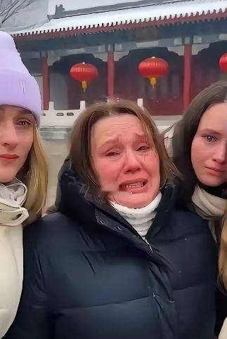 一位乌克兰母亲的一番话让无数人破防：“我的三个女儿都嫁中国人，不要彩礼，只希望她