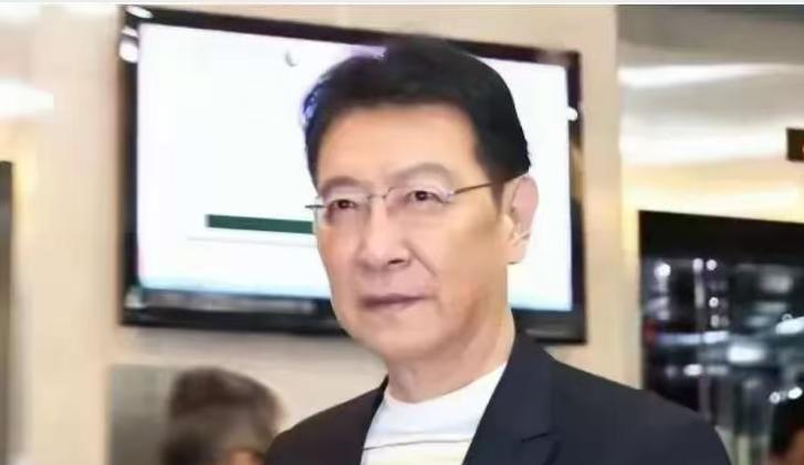 赵少康为什么对我们恨之入骨？原因就在于他的父亲！
 
说白了，赵少康并不是一下子