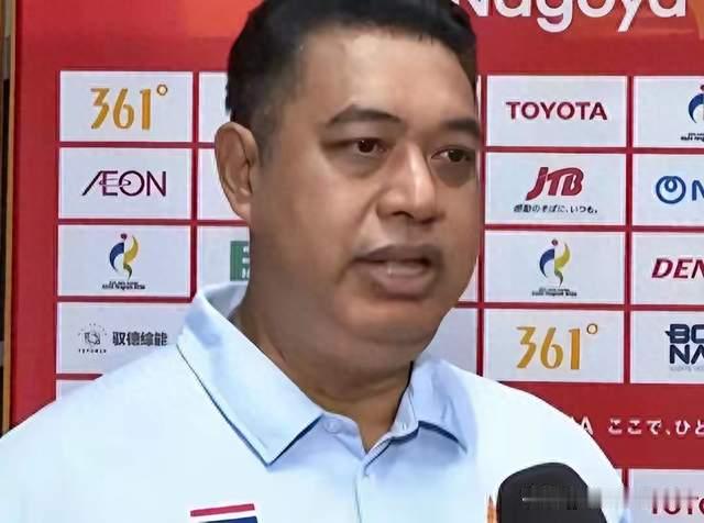 中国女排3-2赢球后，泰国主帅回应，把女排的五个位置全夸了