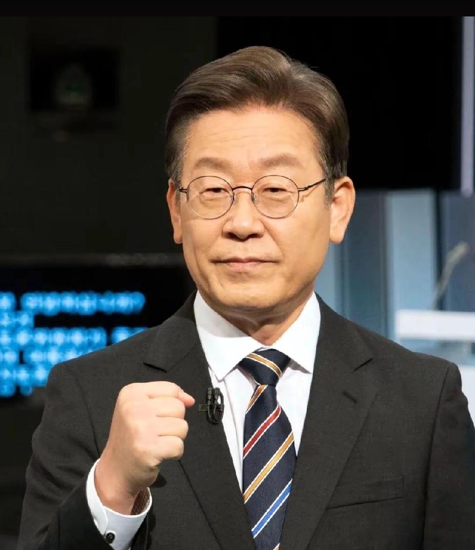 韩媒社论：日本制衡高市政治势力已近乎全灭，韩国必须做好准备！
 
日本首相高市早