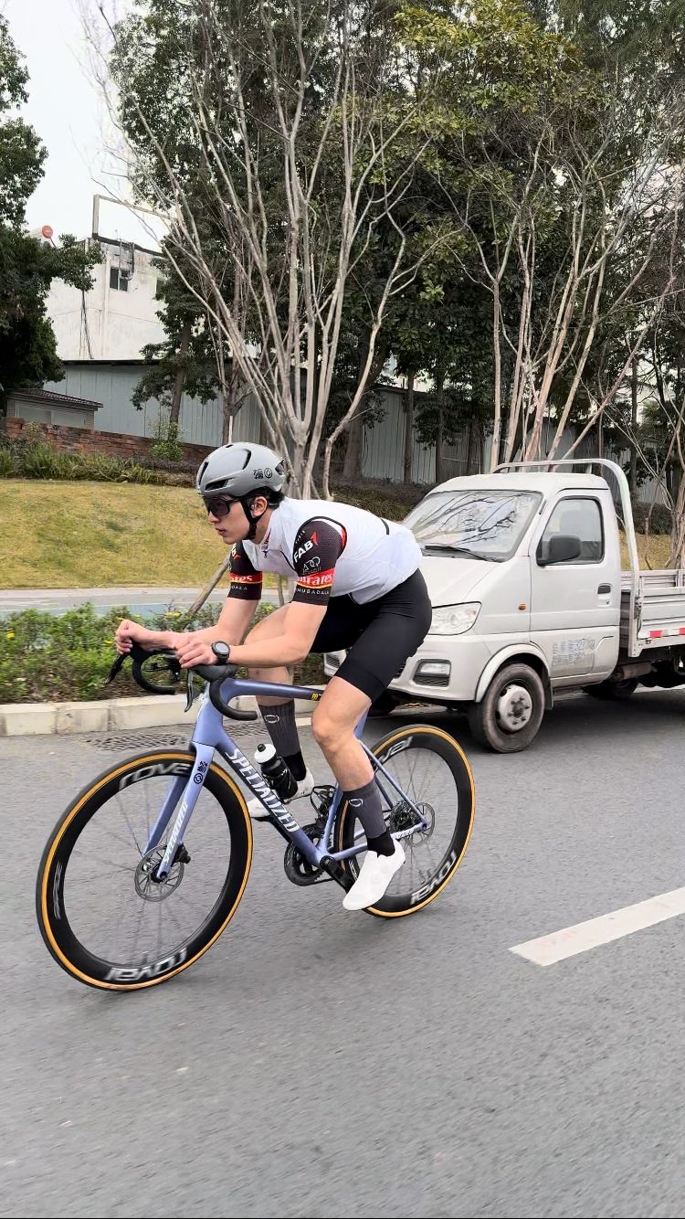 龙泉三百梯pr日