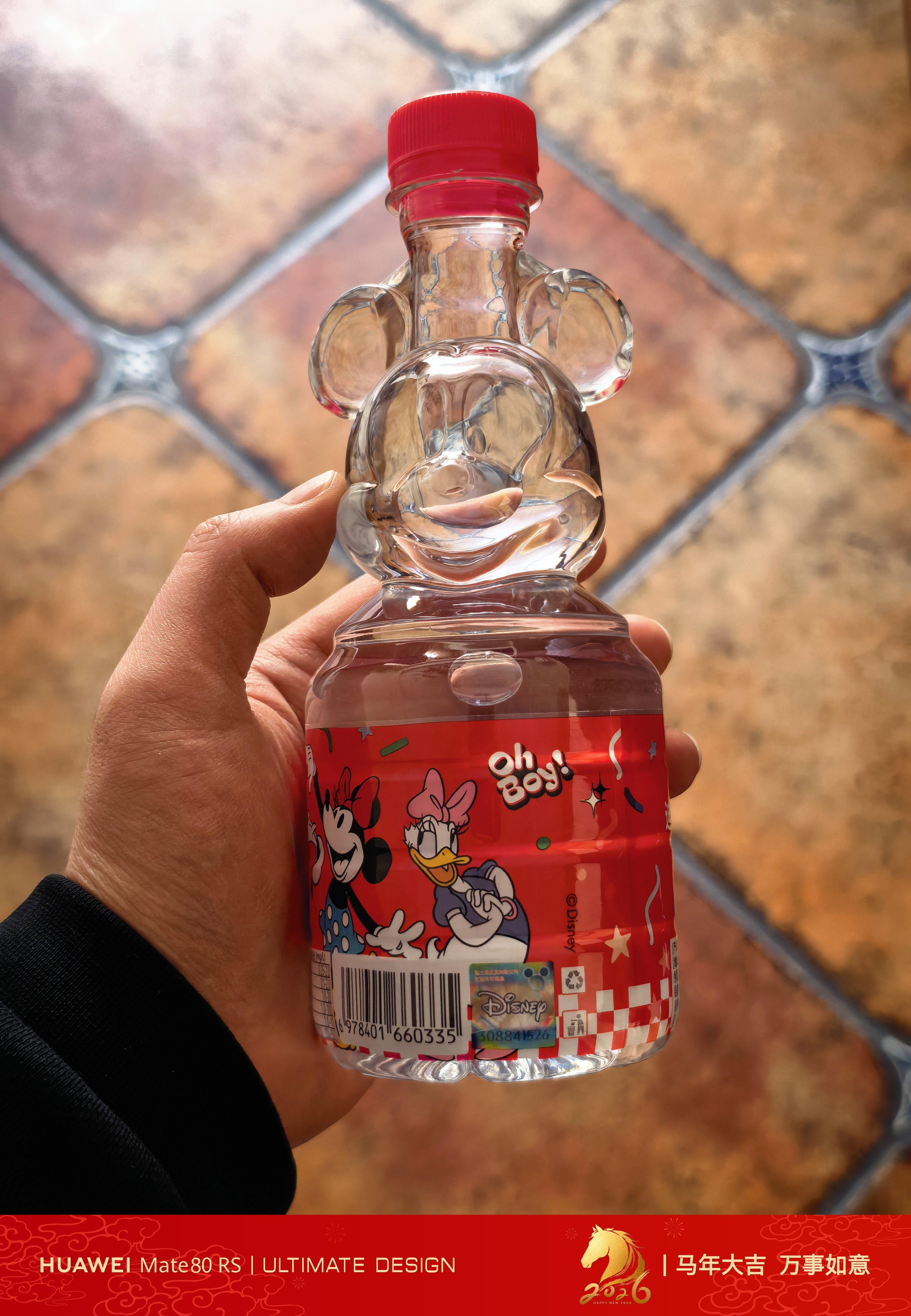迪士尼米奇的水喝过吗？瓶子造型非常有情绪价值 