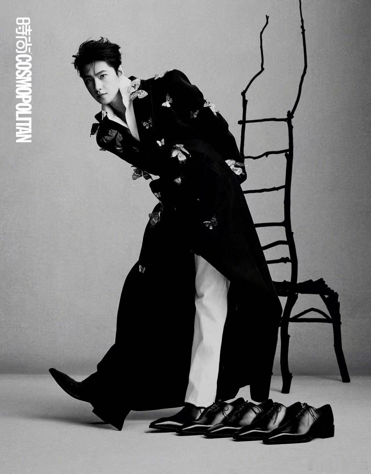 杨洋COSMO蝴蝶少年大片杨洋时尚COSMO2月刊封面 谁被杨洋的蝴蝶少年大片惊