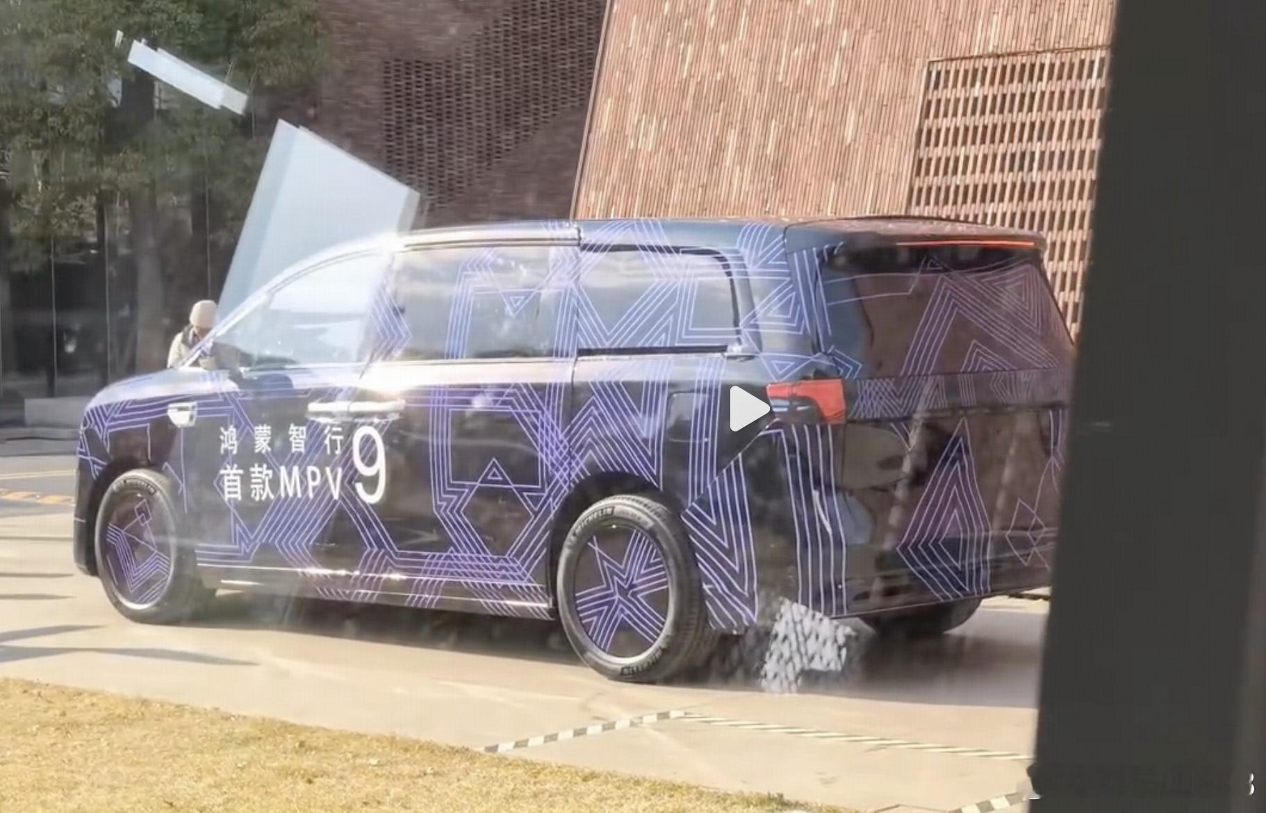 热闹热闹，多布局点车型，分布在各个更更更细分市场，那就热闹起来了。 烟台