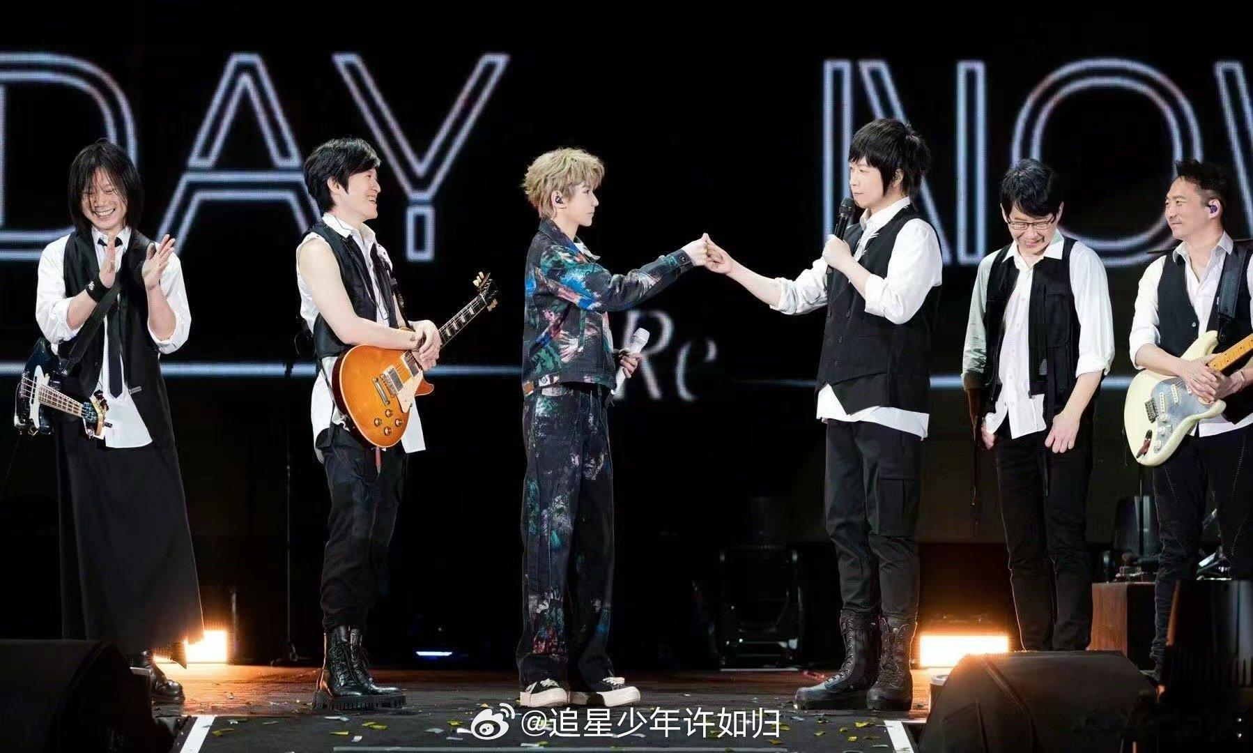 王源[超话]王源新歌全明星制作阵容 王源新专辑第五波歌曲带来惊喜合作，华语乐坛神
