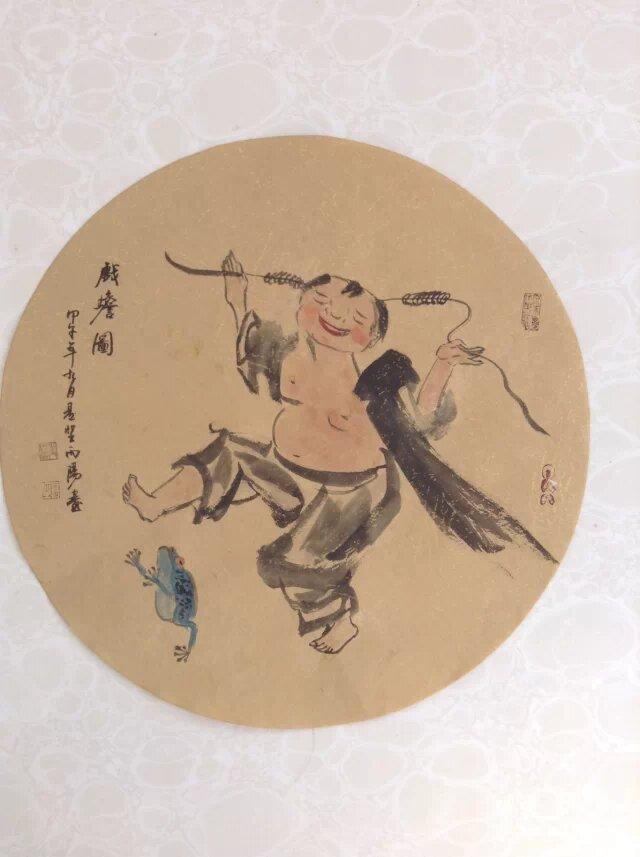 《自渡日常》
——李丙阳
捱过最沉的长夜
才会撞见破晓的星光
世事何须太过较真