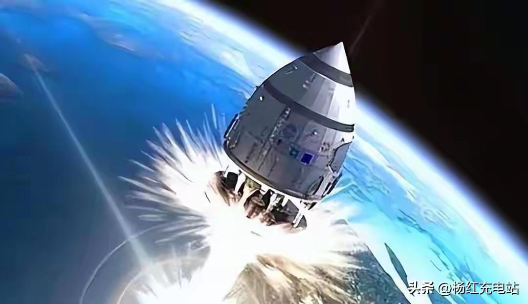 贼喊捉贼！美专家逼中国停研“无形杀手”，自己却早已实战部署
 
2018年，美专