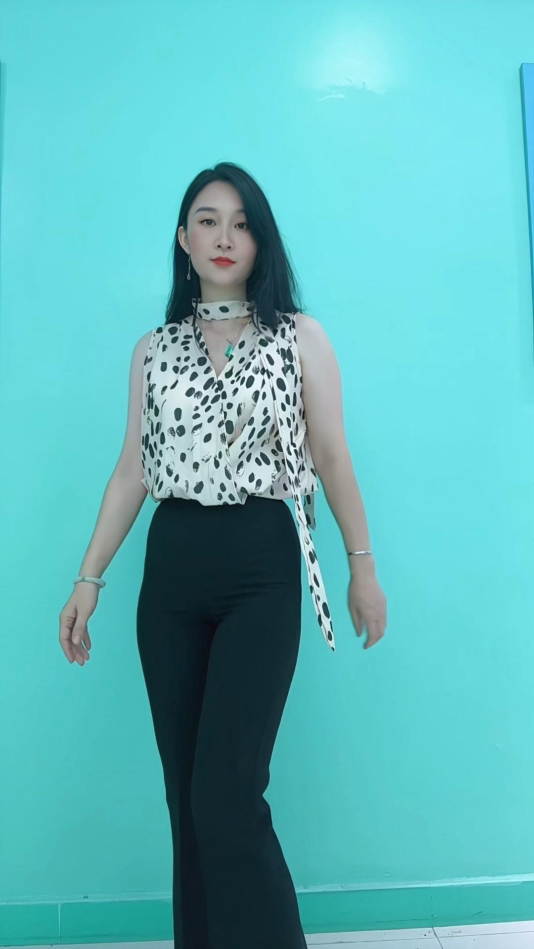 每个人心里面都住着一个被嫉妒的人…