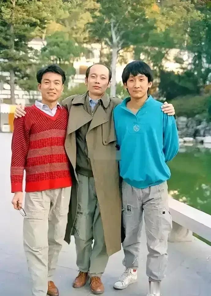 那时候的他们还很年轻，青年才俊，意气风发，目光中充满了满满的自信！