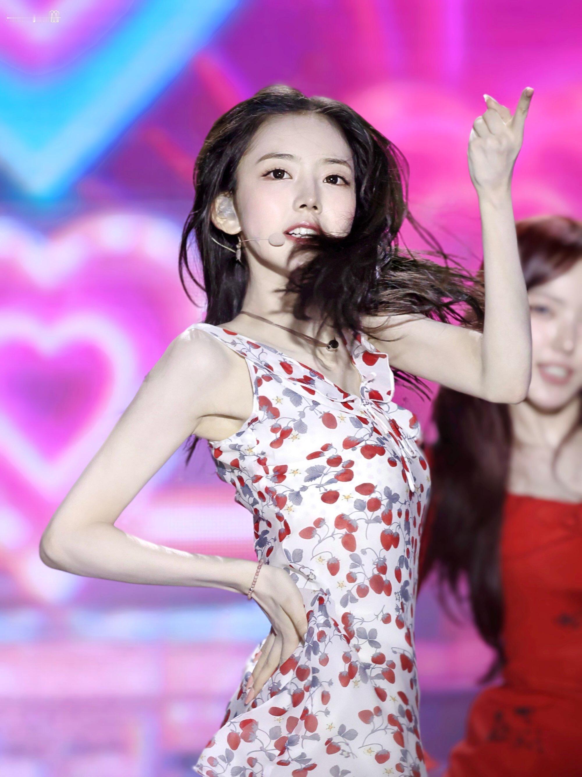 【李修旻】与天同宽的少女意气 