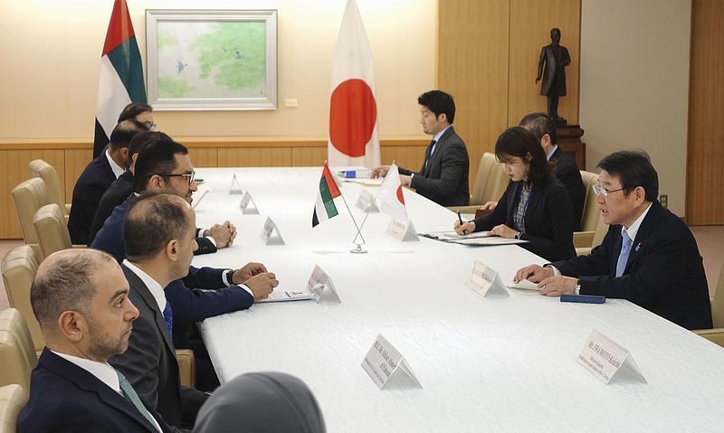 阿联酋和日本的关系，本质就是绑在经济利益上的务实伙伴，看似稳实则特别容易被中东的