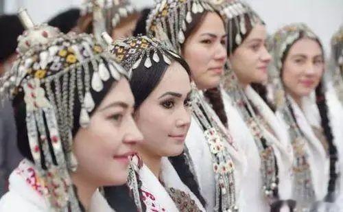 “欠中国的钱全还清了”，公开力挺中国，大量天然气将直达我国！

中国作为一个大国