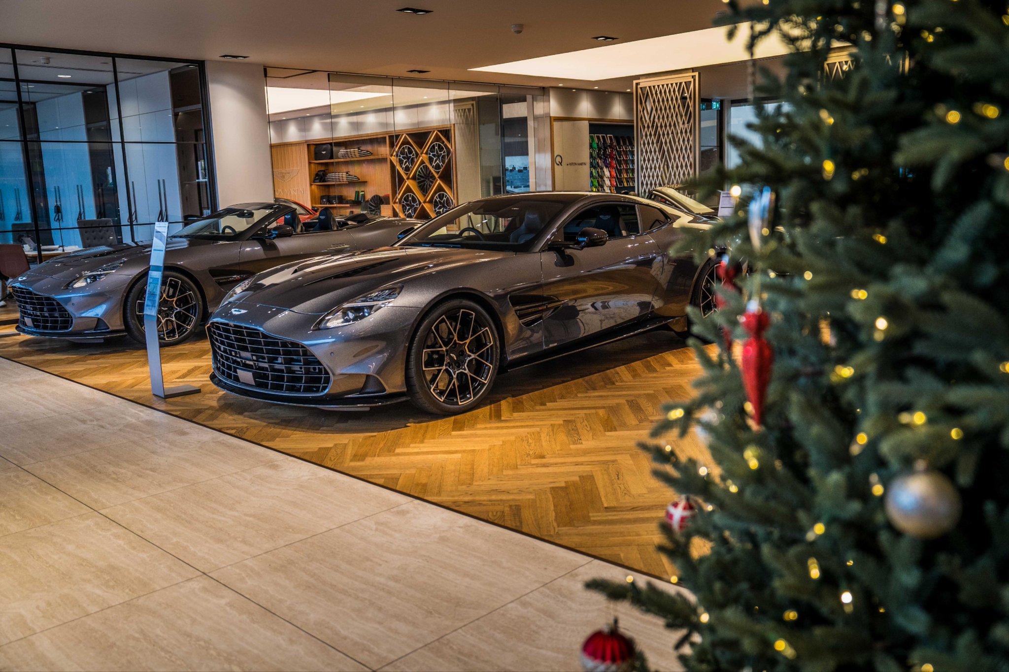 早上好  你收到过的让你印象最深刻的礼物是什么？ 