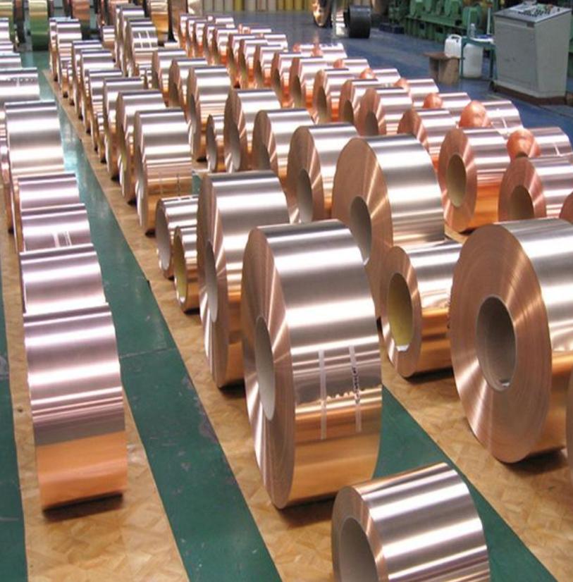 我国现在最大的弱点不是芯片，而是埋在地下的铜。2023年，全国使用铜1522万吨