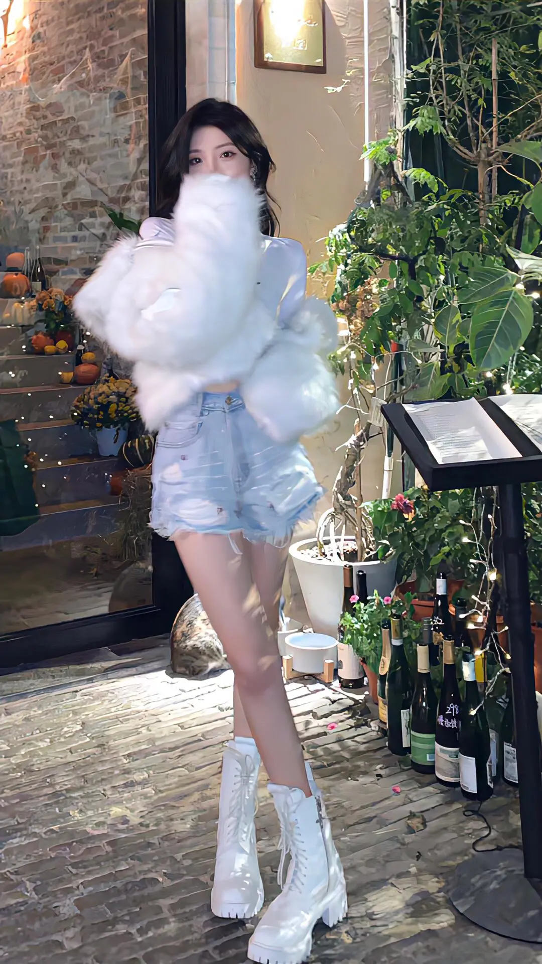 真心爱过真的不能当朋友，也不能见面，完全控制不住