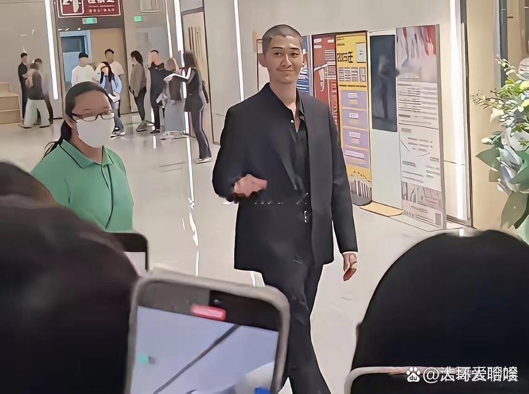 我的天呐，张翰怎么变成这个样子了 ​​​