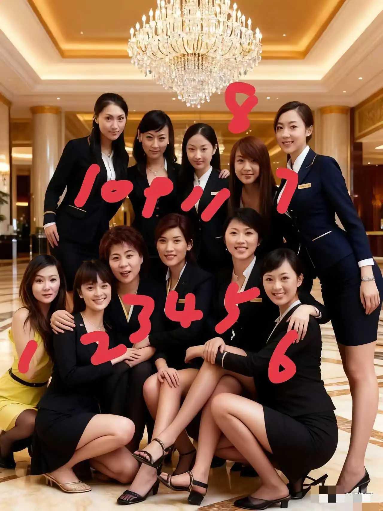 11号最漂亮，我选择11号。
要是你选几号？