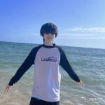 荣耀之战陈奕恒粉丝维权声明一眼就被陈奕恒的颜值吸引，自带矜贵氛围感，气质这块从没