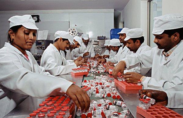 印度制药跻身全球前列，全国3000多家药企占全球仿制药供应量的20%。

近日，