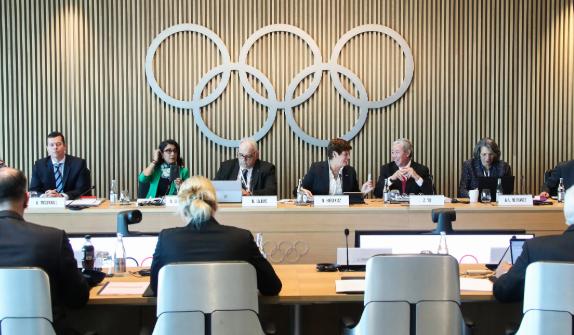 “国际奥委会曾表示，对2036年奥运会的申办情况感到失望，原因是上海、成都、广州