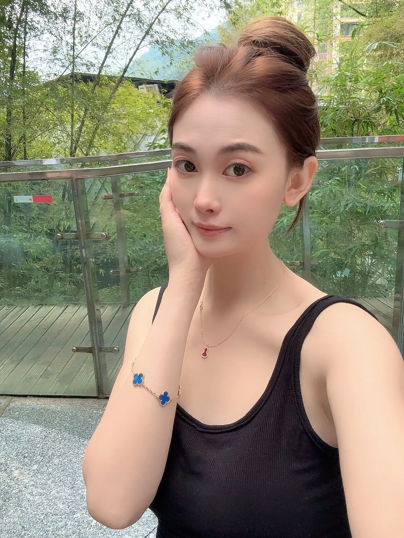 不是因为歌变好听了 而是因为你有故事了