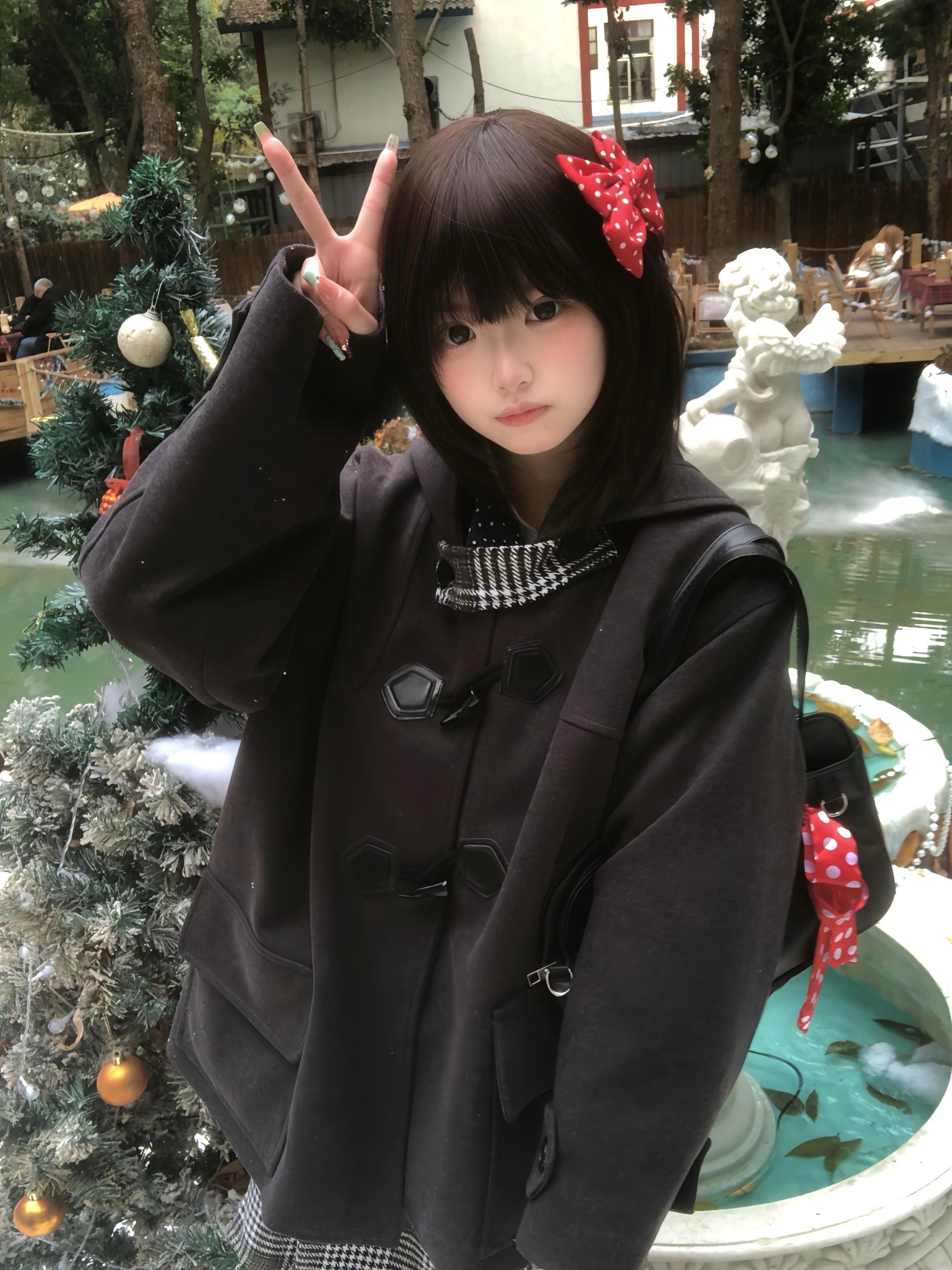 一个人如果经常叹气 也不全然是个坏事 起码说明她还有呼吸=ω=…