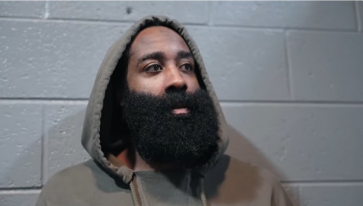 哈登表示：“最近我们的战绩不太理想，但还是要坚持训练、继续坚持，不断寻找突破困境