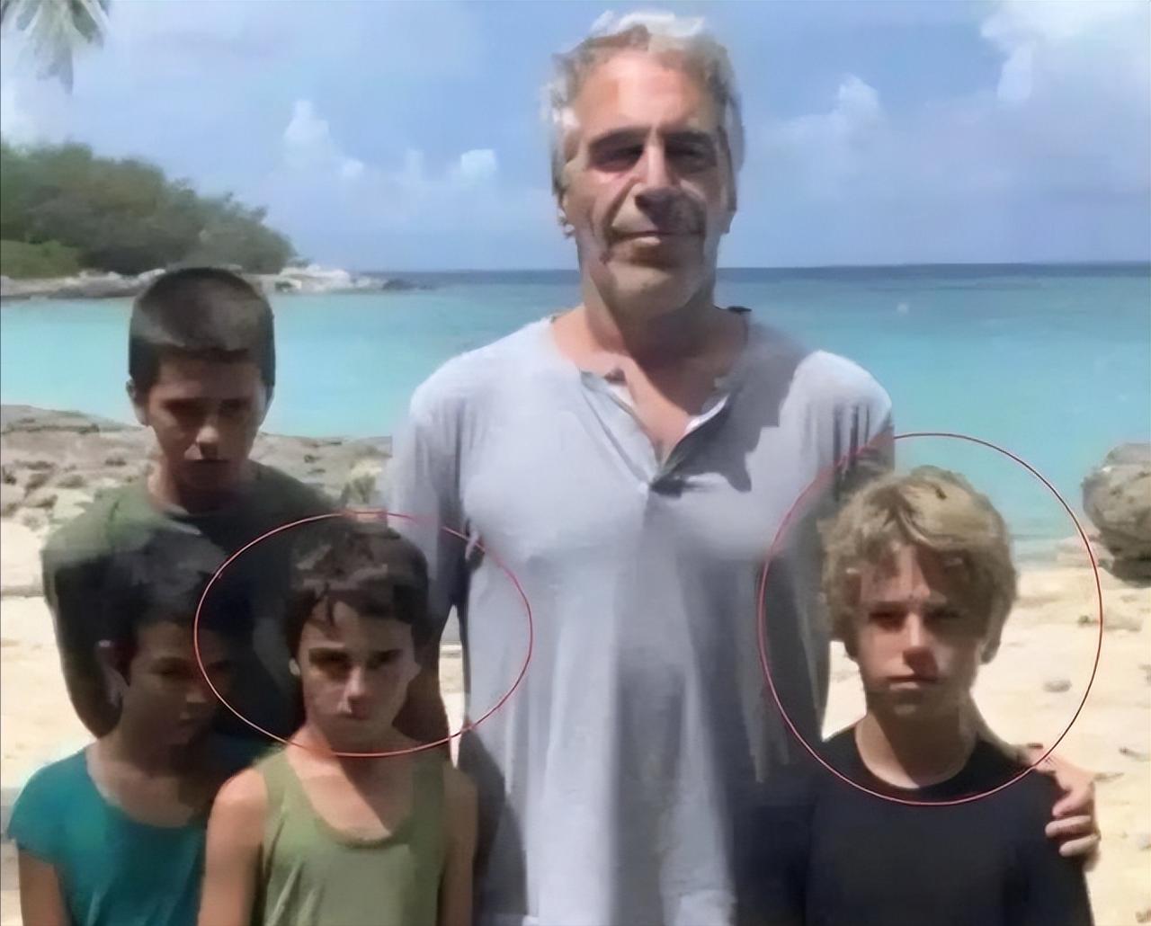 细思极恐！萝莉岛只是冰山一角，美国精英圈的罪恶，把无辜孩子逼入地狱！

很多人看