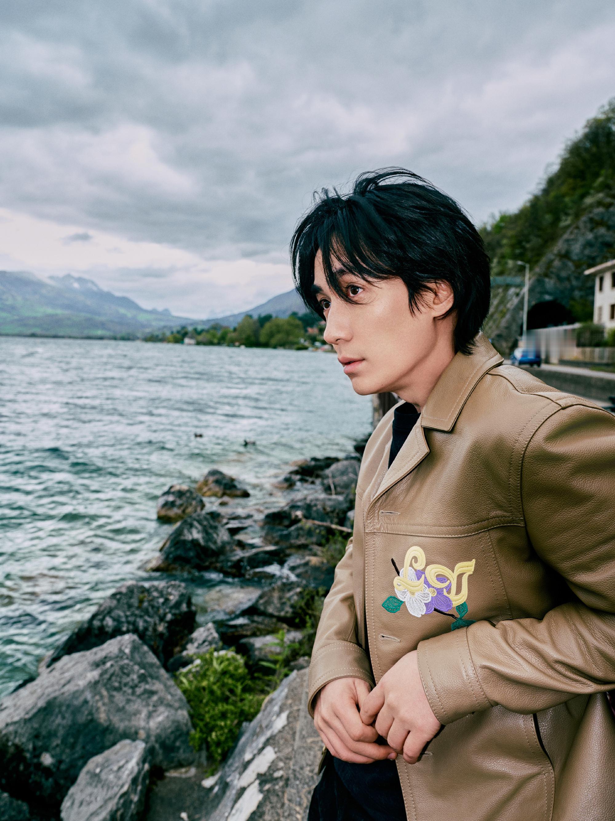 #朱一龙0416生日快乐#生日快乐，祝朱老师新的一岁，万事胜意ฅ[彩虹屁] ​​