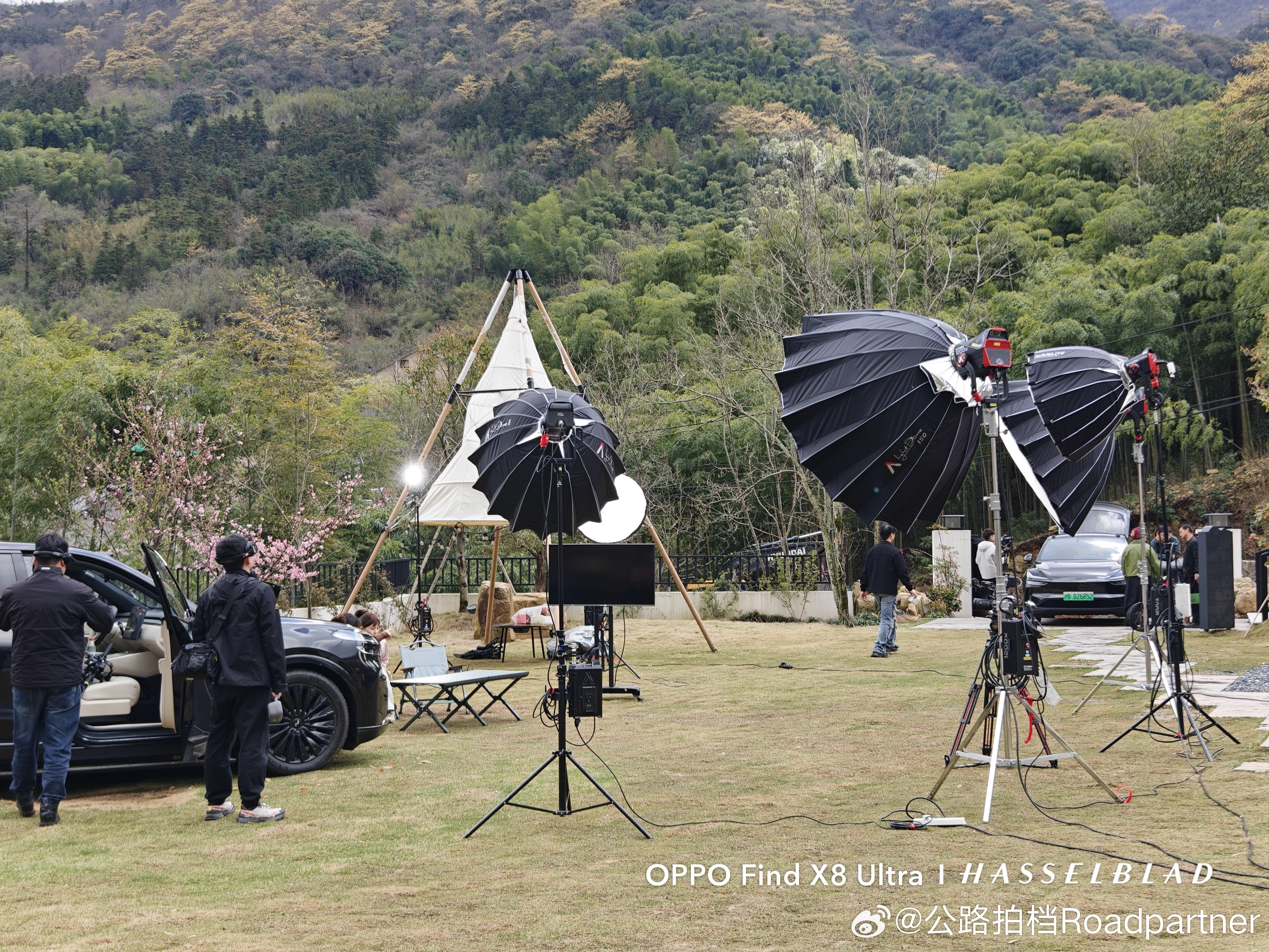 又是忙忙碌碌的一天两台乐道黑骑士乐道