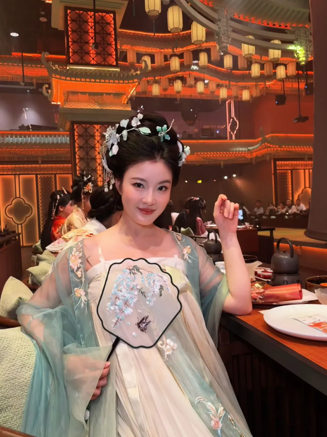 穿越当贵妃，娘娘的快乐我终于能get到了