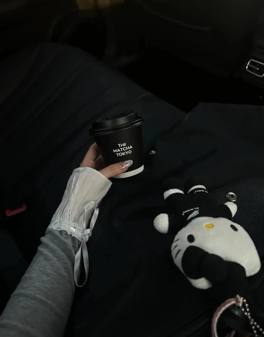 𝑫𝒂𝒊𝒍𝒚 ☕️ 最怕别人突然的关心，比如问我一个月挣多少钱，这叫“提