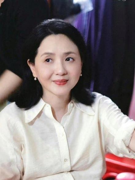 演员陶慧敏说：“当年，《人民的名义》播出后很火，然后就有报道说陶慧敏守寡十年，前