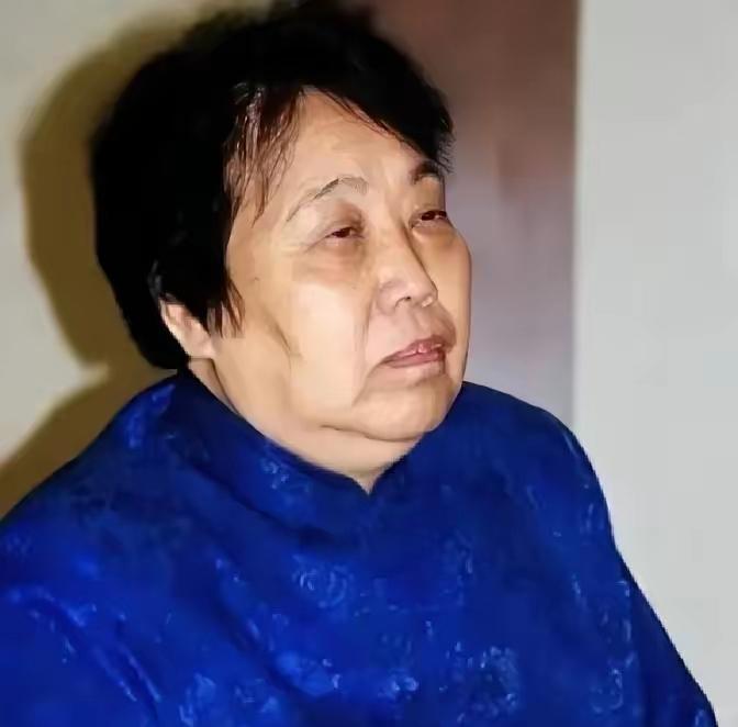 1983年6月，天津市委组织部宣布了新的领导班子名单，邢燕子得知自己不再担任市委