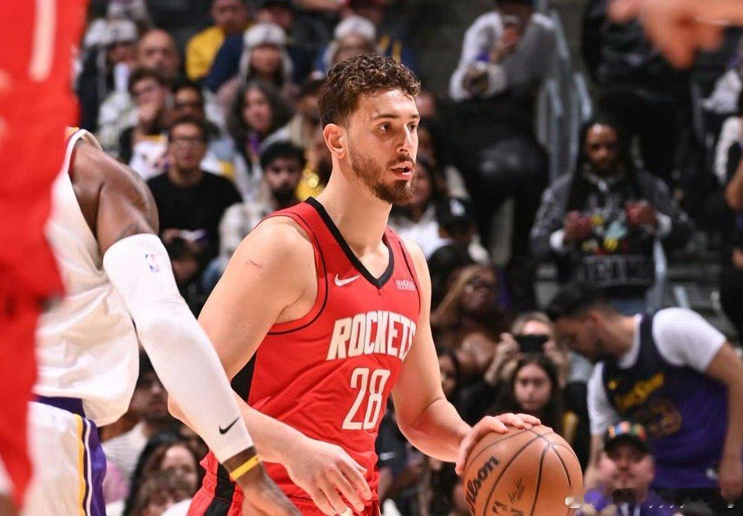 火箭战胜骑士申京休斯顿火箭 评论区今天有条有意思的评论，说不行用申京单换马克西，