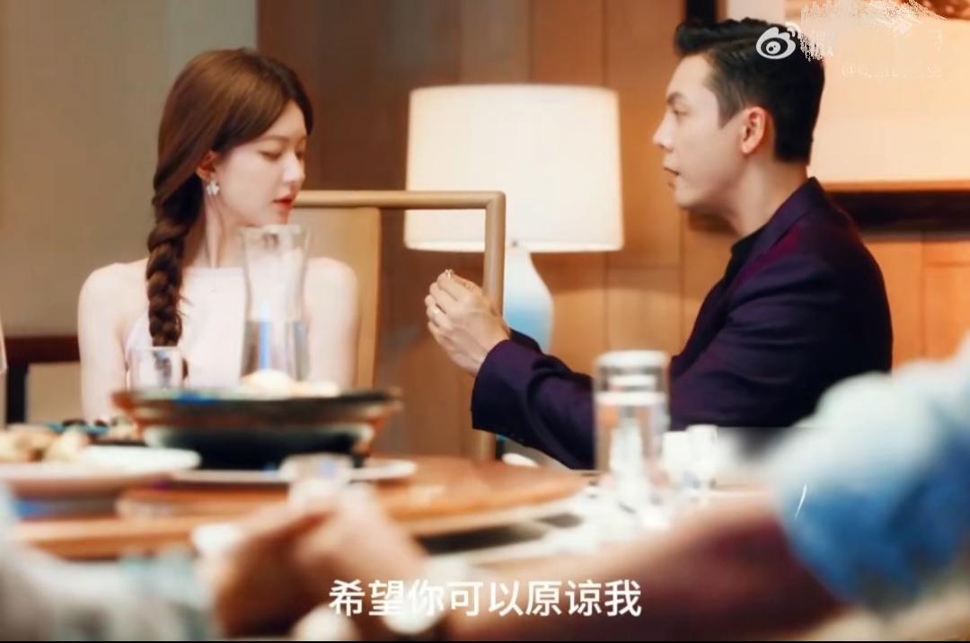 《许我耀眼》连刷20集，越看越上头，离婚后的许妍代入感太强了。失去了人脉和资源，