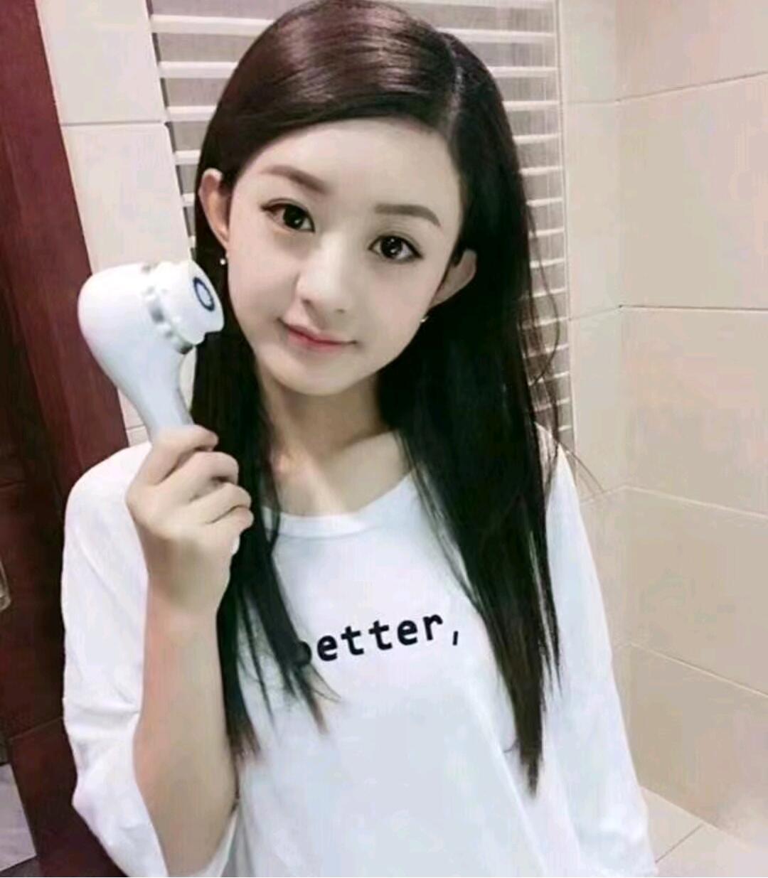 上海咖啡店偶遇了赵丽颖【赵丽颖】让一下 兔塑老祖来了₍⑅ᐢ..ᐢ₎ 