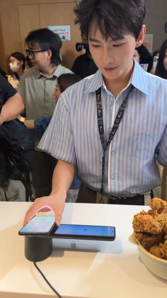 杨洋用碰一下请客减2元了吗原来韩立去扫楼结善缘结的是膳缘啊。只可惜这膳缘结早了，
