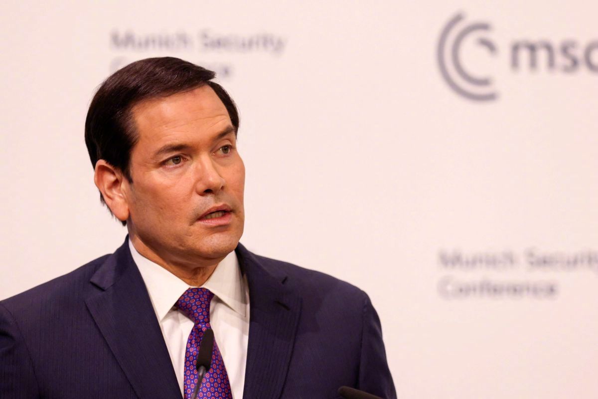 美国务卿鲁比奥说美国人永远是欧洲之子据路透社2月14日报道，美国国务卿鲁比奥14